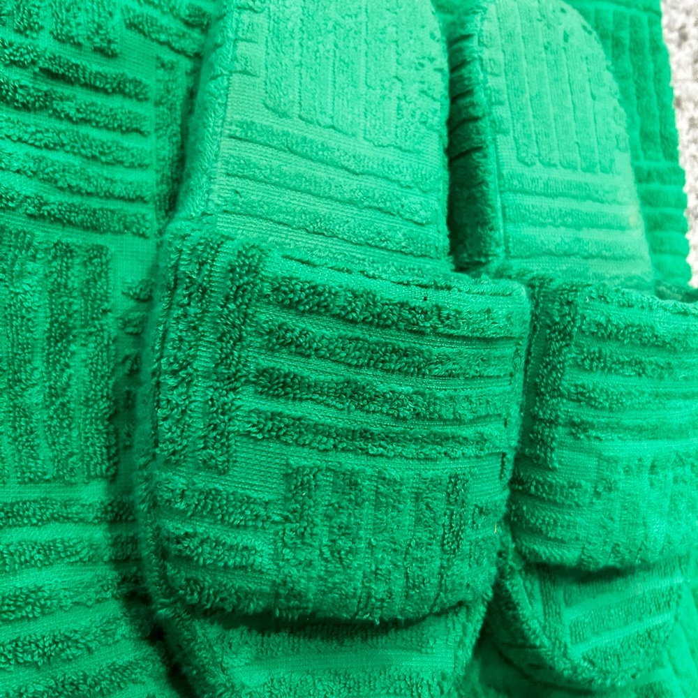 Bottega towel slides